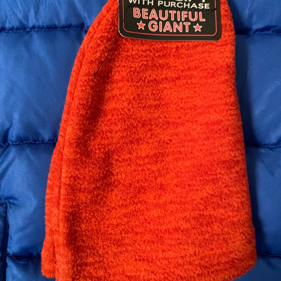 Boys' New Winter Ski Jacket. Red and Blue Puffy Coat. Beautiful Giant. Sz. 4 - Picture 3 of 15